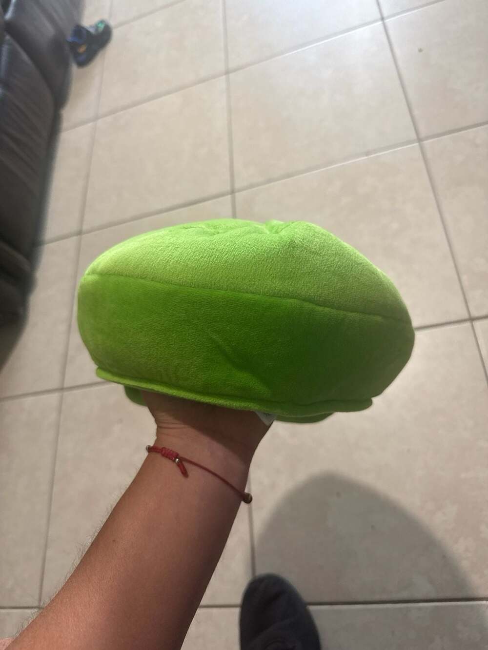 Universal Studios Super Nintendo World Luigi Plush Hat - Picture 4 of 12